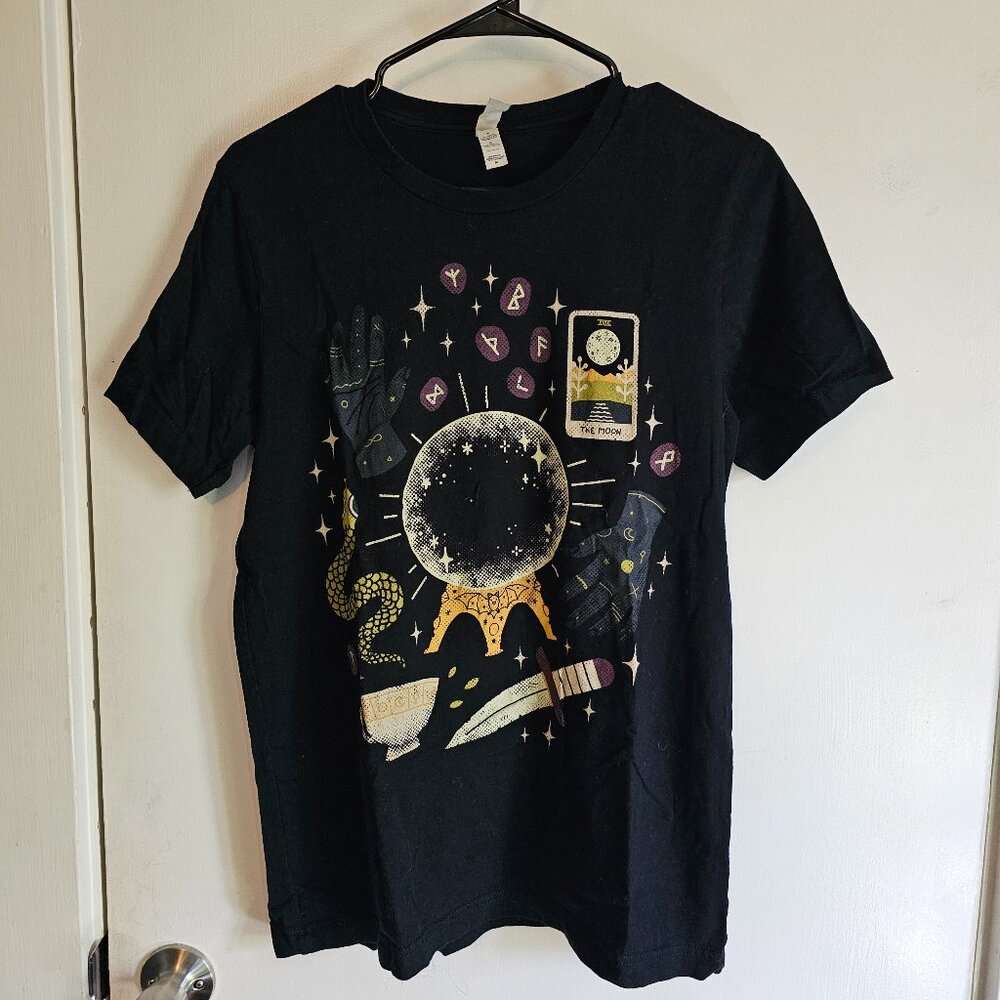 *Like New* Wicked Clothes | Divination T-Shirt (Size Medium)